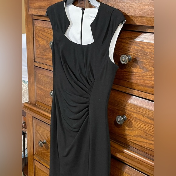 CALVIN KLEIN form fitting black Dress size 2 - Picture 8 of 8